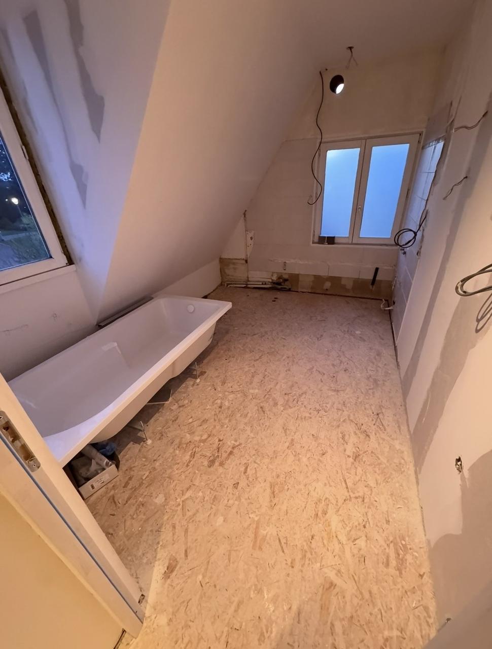 Rénovation salle de bain enfant Bois d'Achelles – pendant travaux, 1