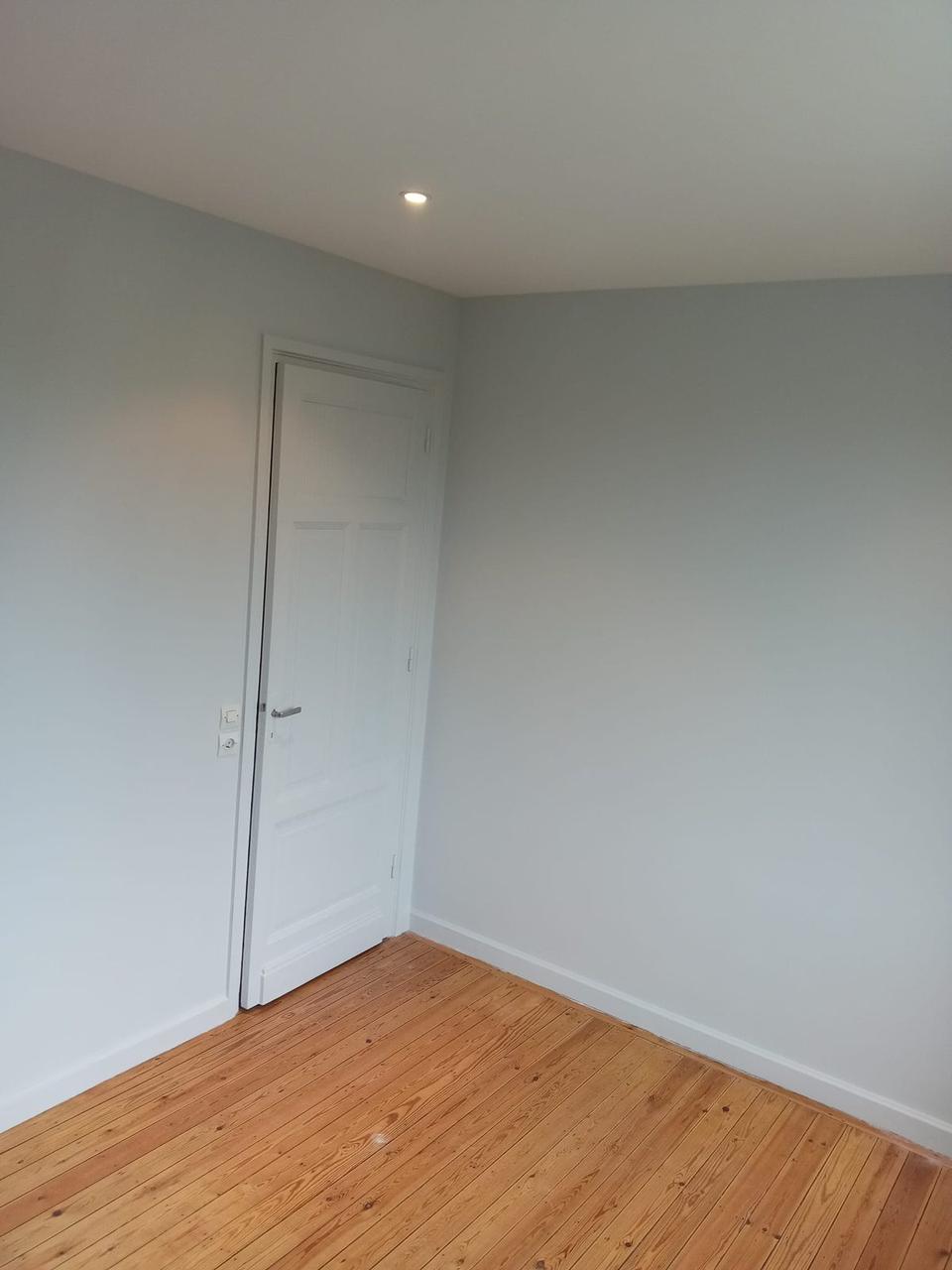 Rénovation chambre plâtrerie peinture – vue 4