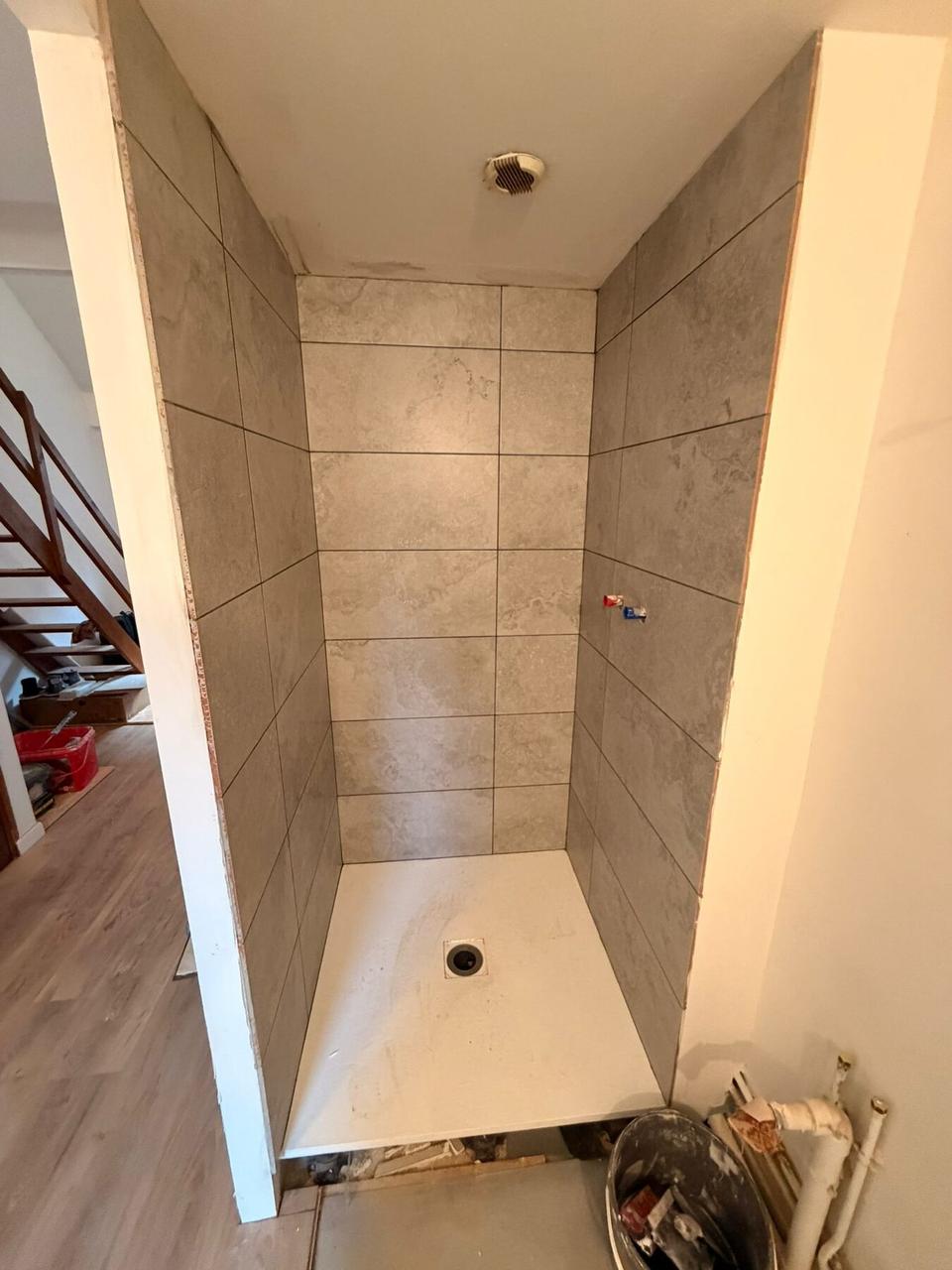 Carrelage douche – finition des joints