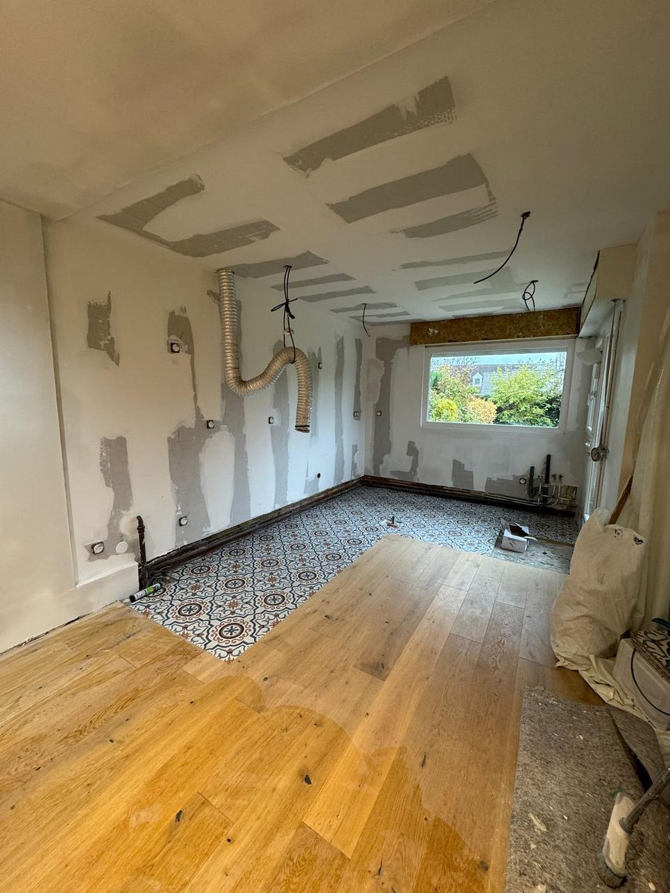 Enduits placo – jonction carrelage ciment et parquet