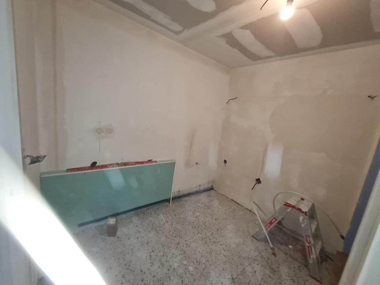 Pièce préparée – placo et sol terrazzo